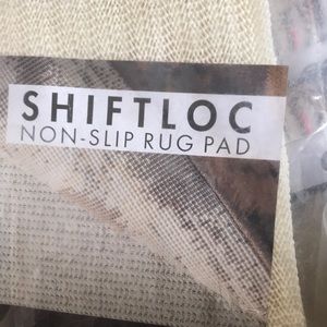 Shift lock nonslip rug pad
